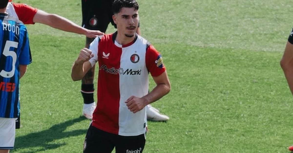 Filho de Van Persie decide, e Feyenoord supera Atalanta em amistoso