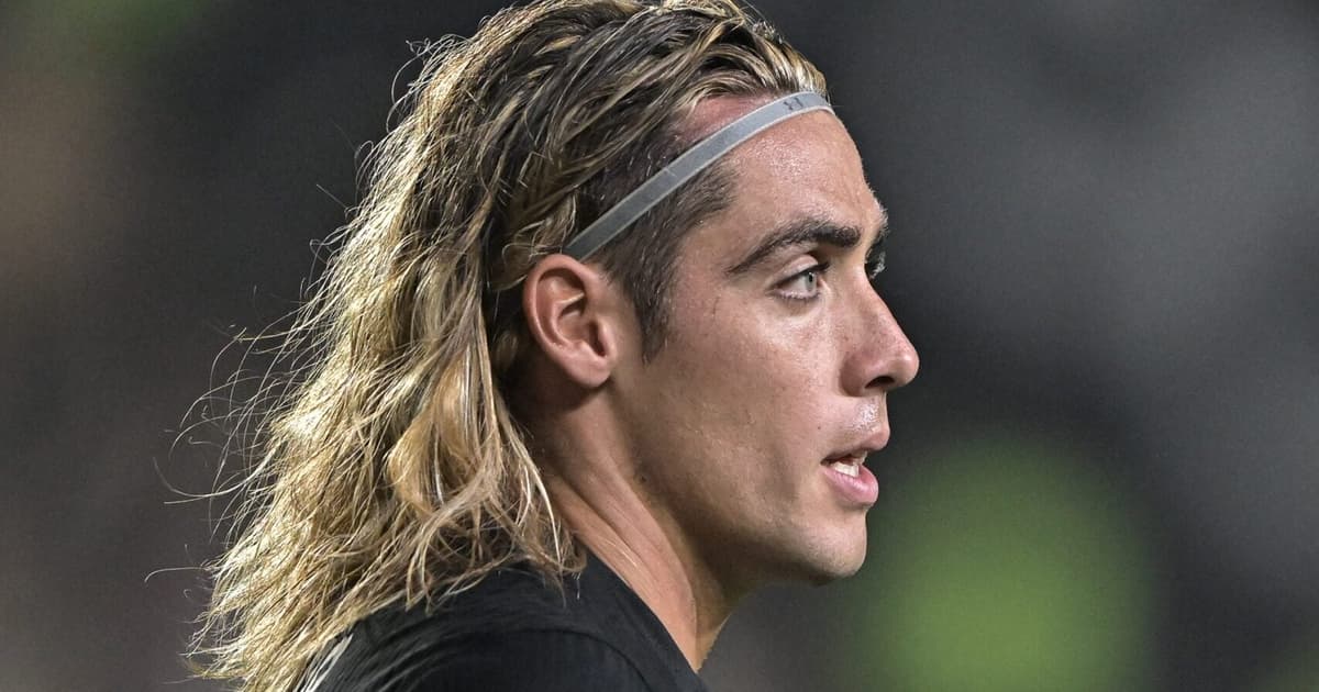 Spinelli vira alvo em Vasco x Olimpia: 'Constrangedor'
