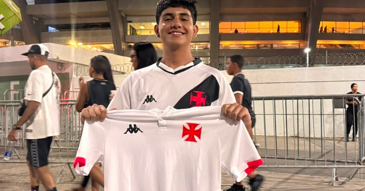 Homônimo do clube, peruano chamado Vasco assiste ao clássico contra o Fluminense