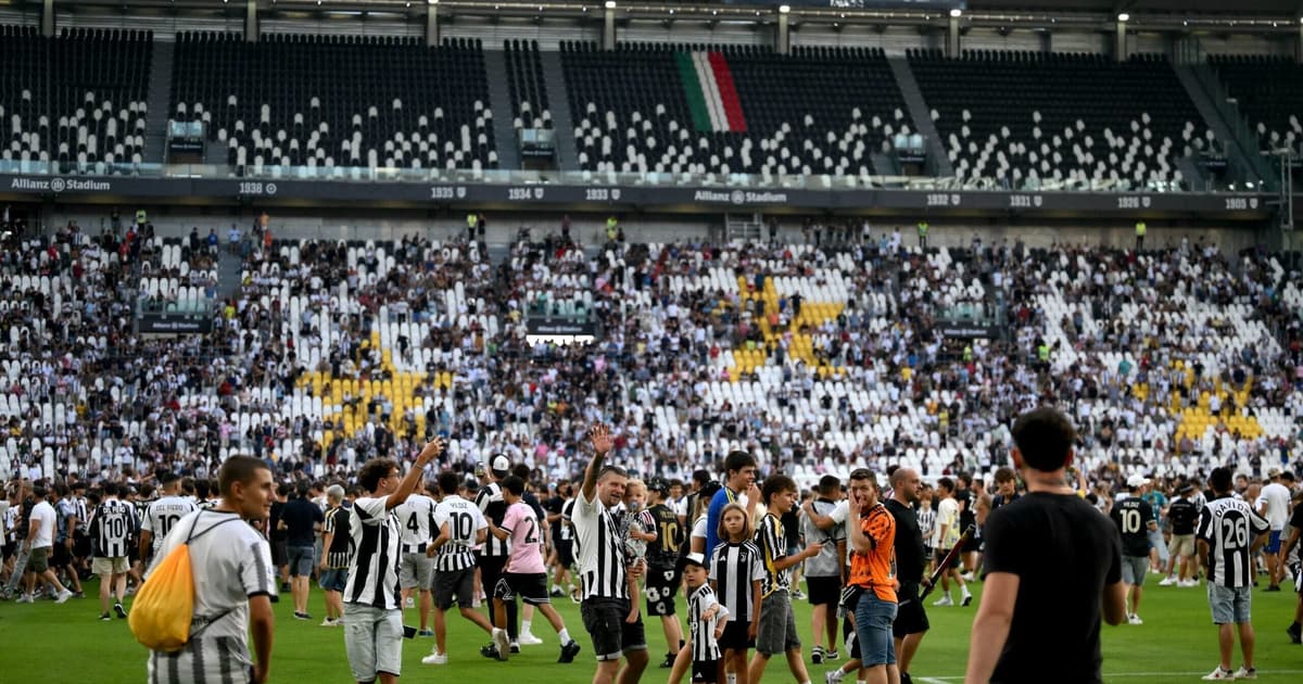 Inusitado: zagueiro da Juventus vira dúvida para estreia após levar carrinho de torcedor