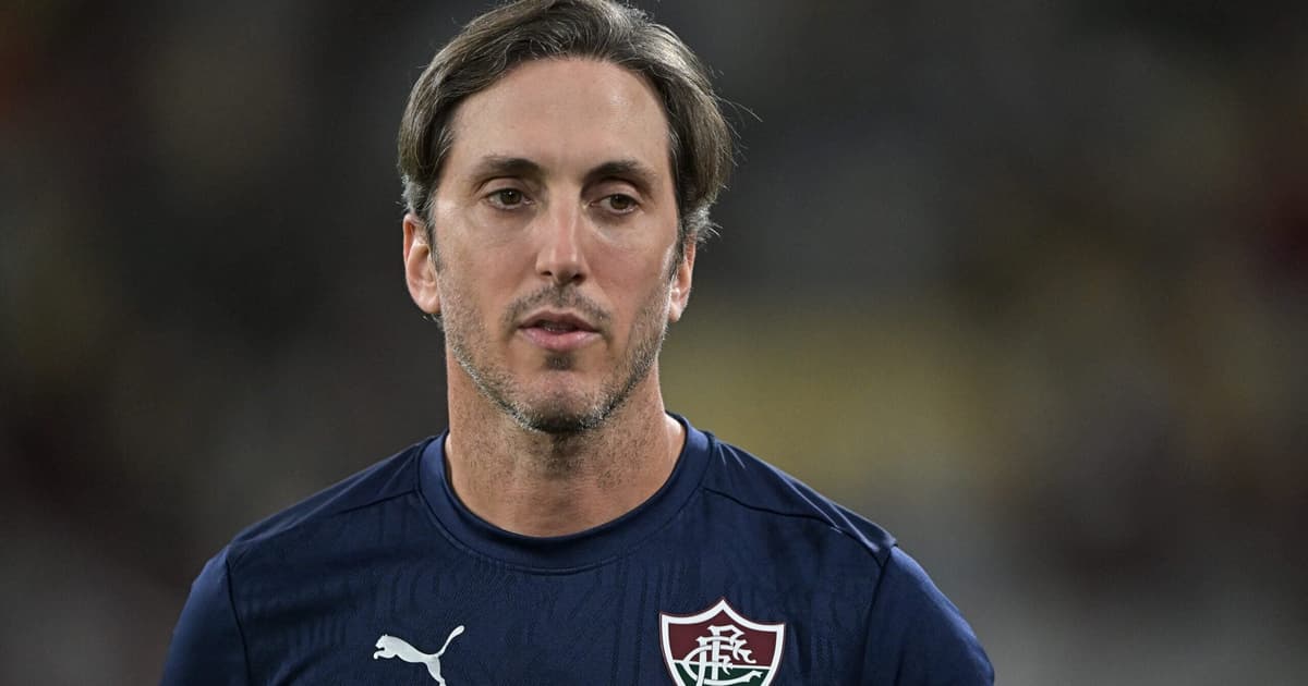 Torcedores do Fluminense mandam recado a Zubeldía: 'Constrangedor'