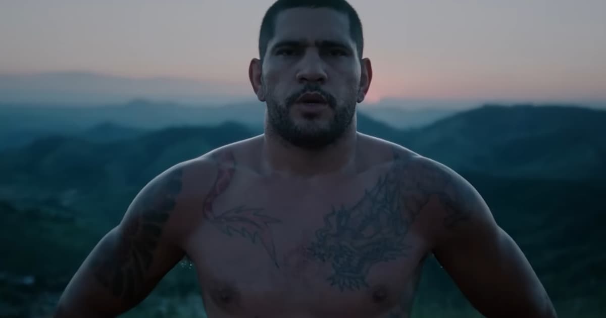 Glover exalta QI de Poatan e projeta volta do atleta no UFC