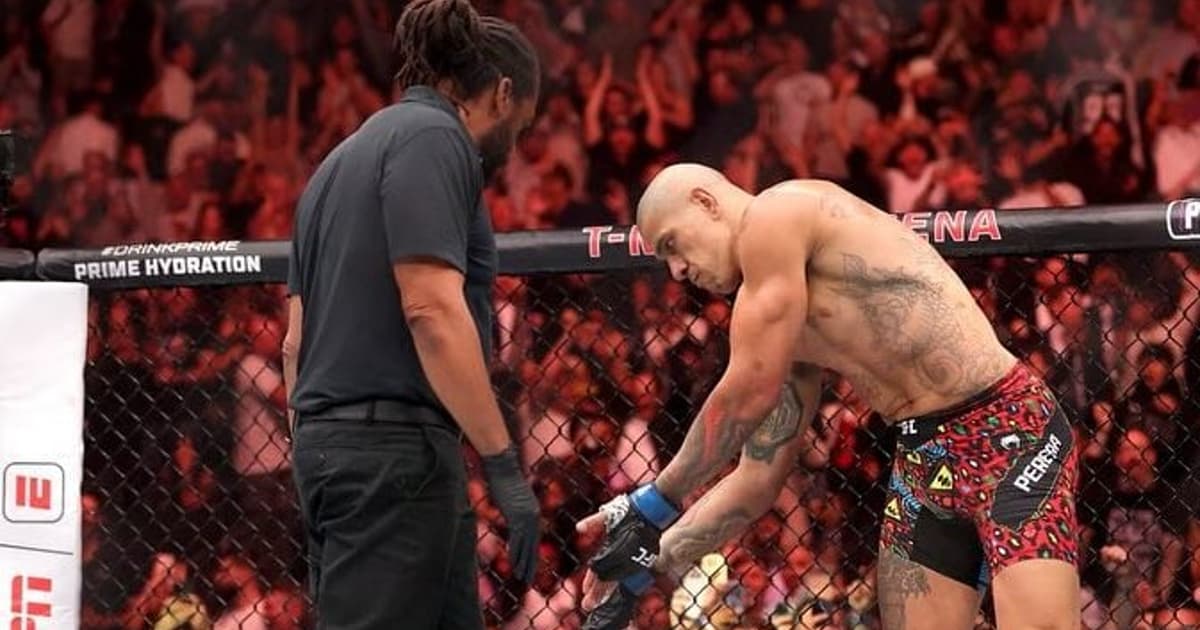Rival acusa árbitro de polêmica com Poatan de ajudar trapaça de brasileiro no UFC