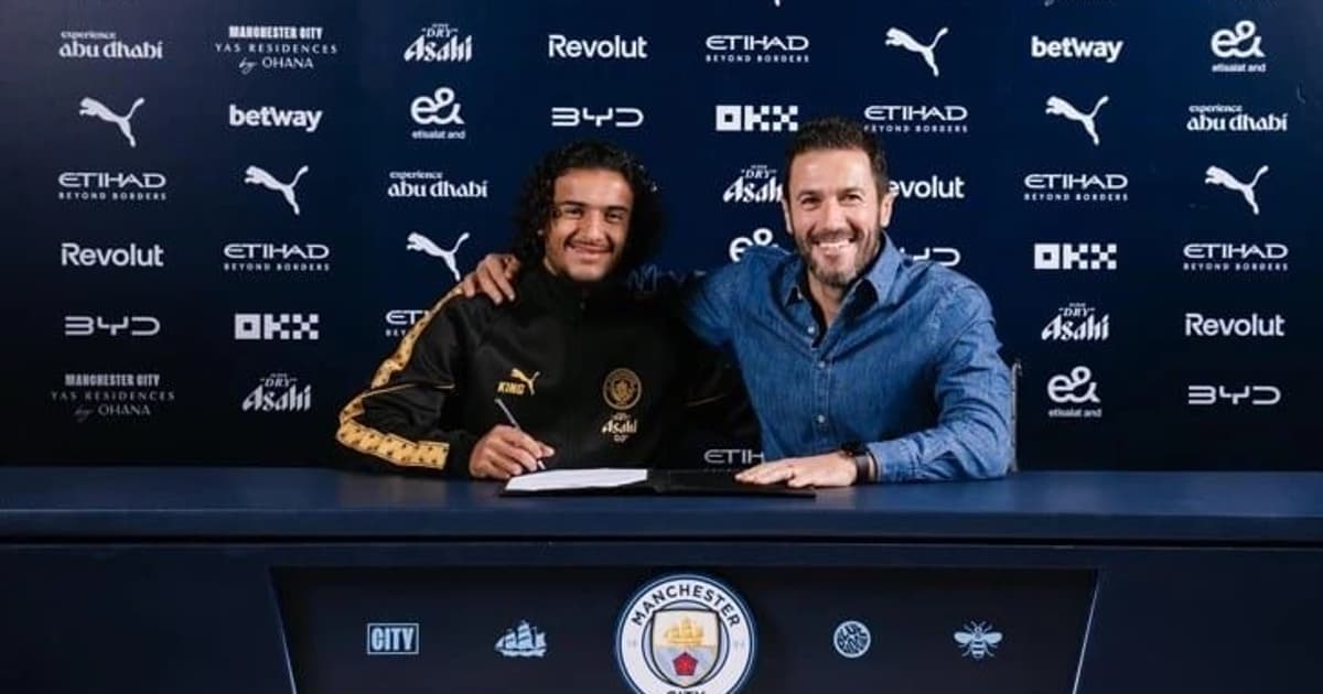 Manchester City anuncia Bouaddi e quebra recorde da Premier League