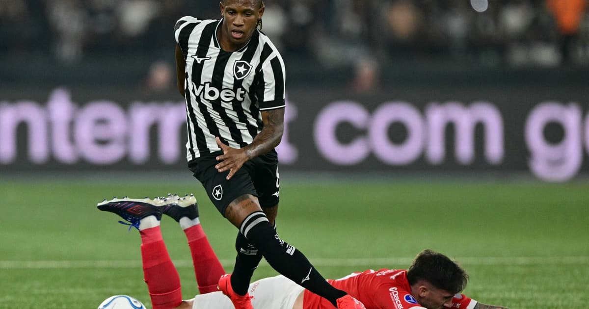 Danilo admite momento difícil no Botafogo e projeta reta final do Brasileirão