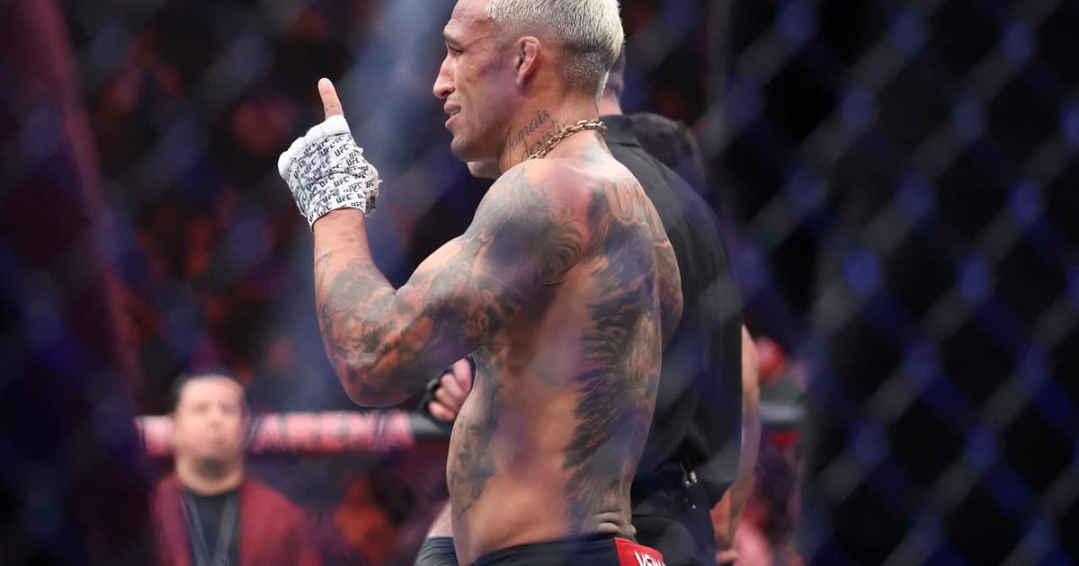 Sem luta no UFC, Charles do Bronx manda recado: 'Parem de mimimi'