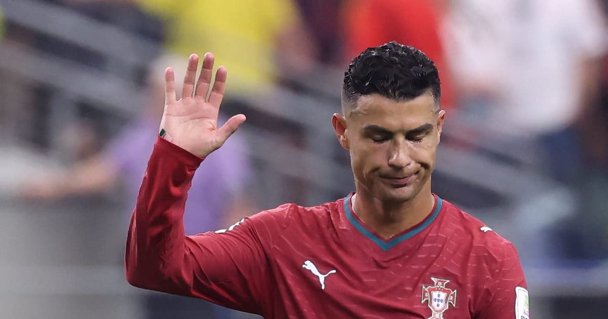 Novo visual de Cristiano Ronaldo viraliza: 'Não é possível'