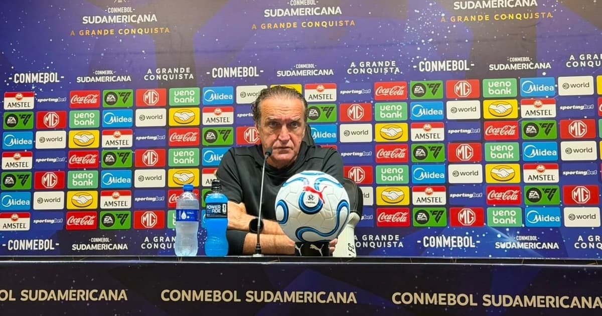 Cuca admite Brasileiro como prioridade do Santos e deve poupar na Sul-Americana