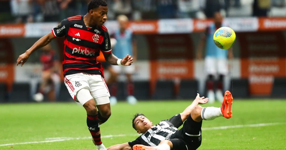 Flamengo acerta venda de Plata ao Dínamo de Moscou; jogador não encara o Botafogo
