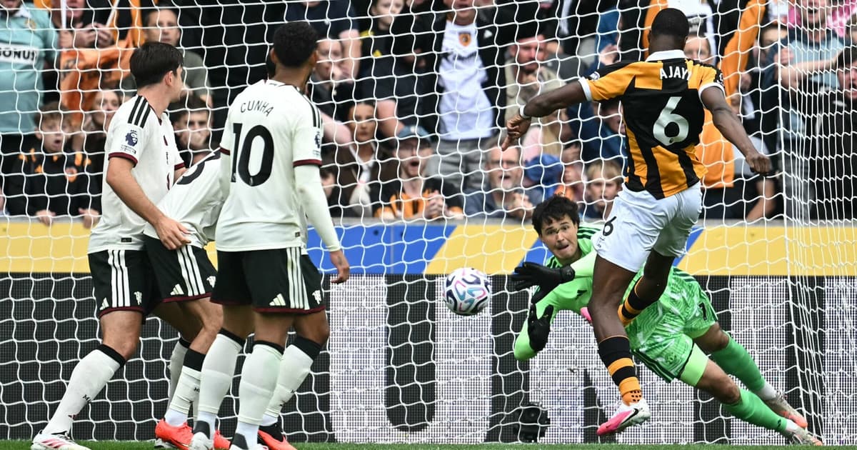 Hull City surpreende Manchester United e vence na estreia da Premier League