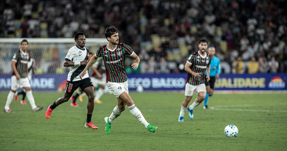 Igor Rabello reclama de lance em gol do Vasco sobre o Fluminense