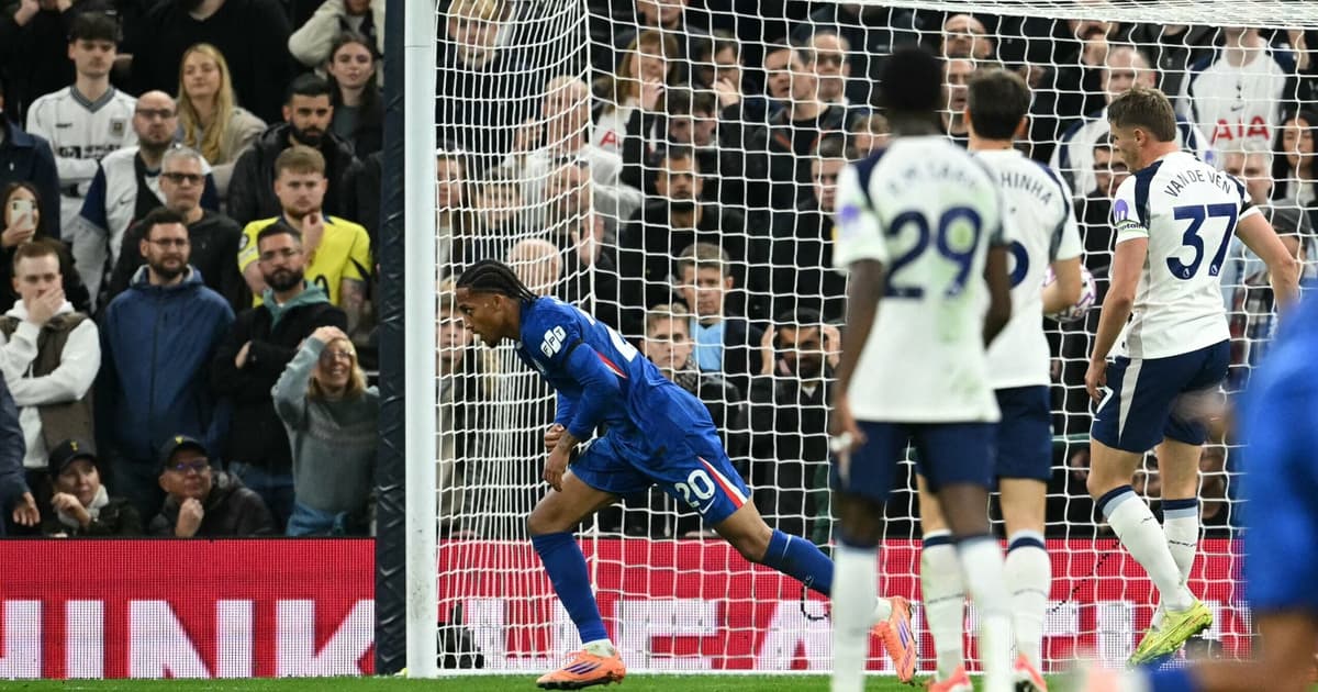 Copa da Liga Inglesa: Chelsea e Tottenham conhecem rivais