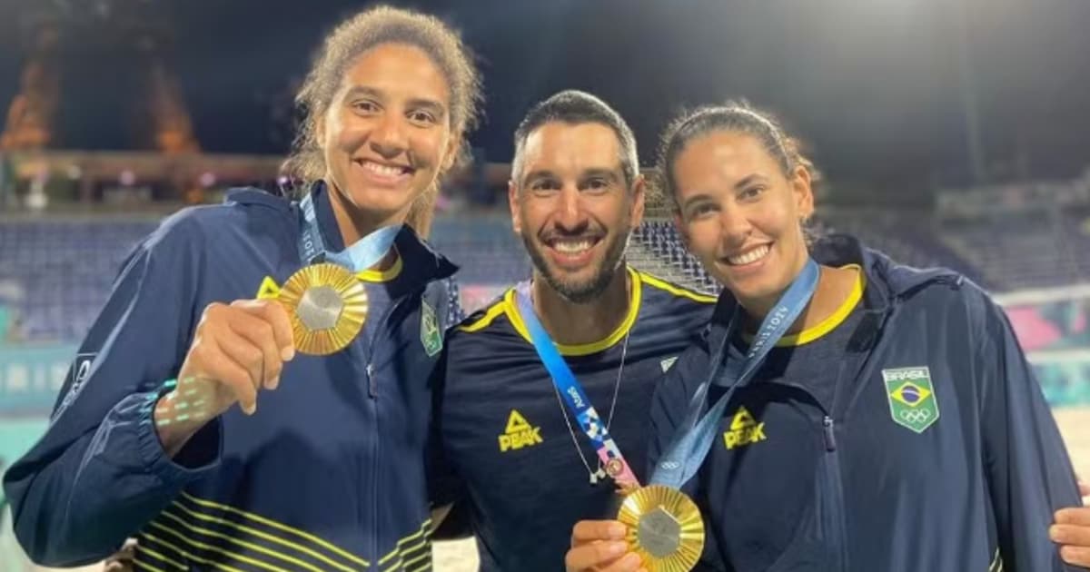 Técnico do ouro olímpico defende pausa de Duda no vôlei: 'Entregou muito'