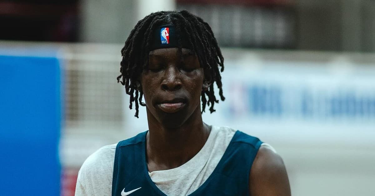 Jongkuch Mach: conheça o gigante de 2,29 m que mira a NBA