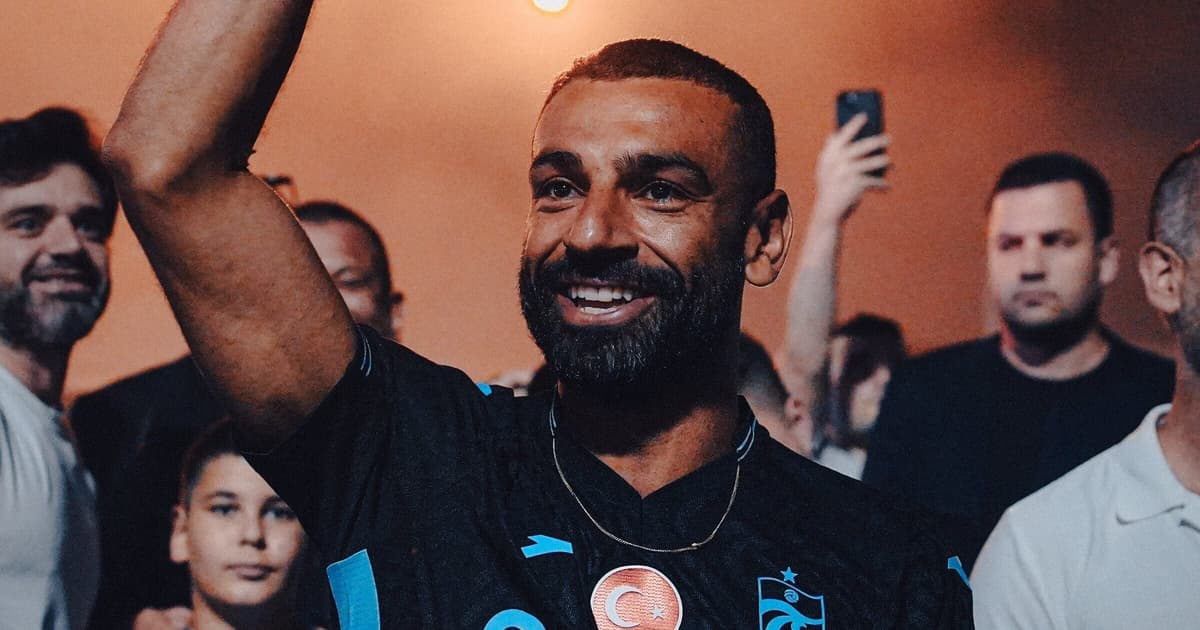 Ídolo do Liverpool critica ida de Salah ao Trabzonspor: 'Poderia mais'