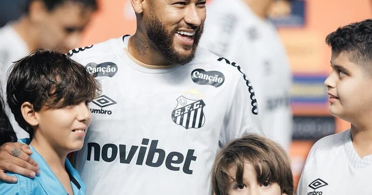 Efeito Neymar? Santos rejuvenesce torcida e tem 57,4% abaixo dos 35 anos