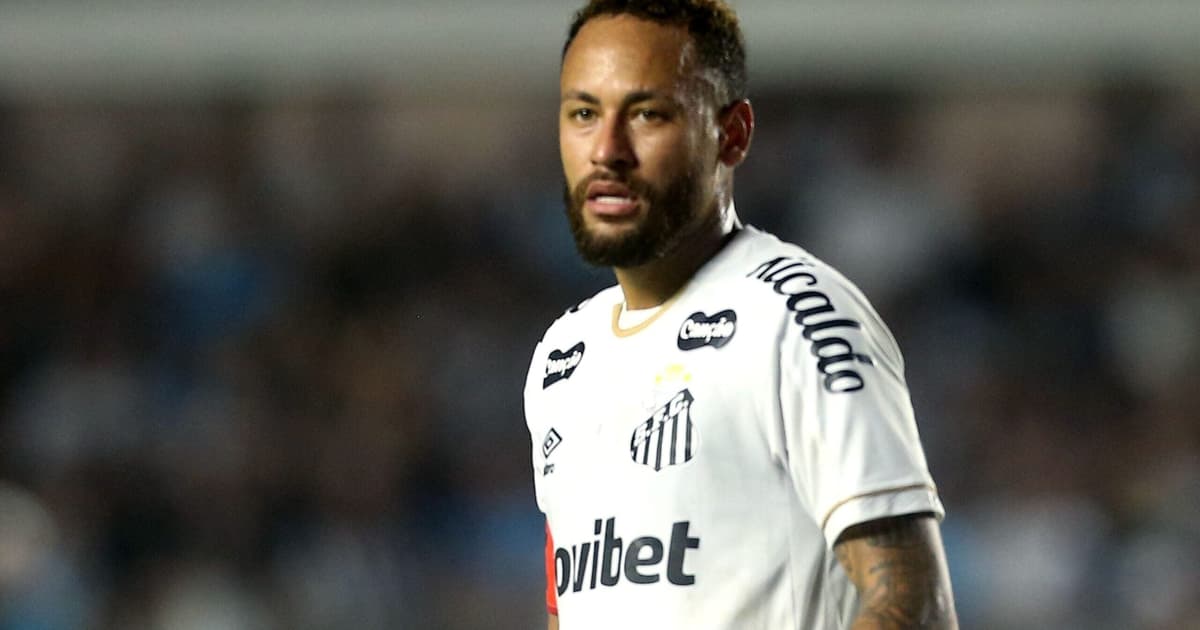Cartão amarelo de Neymar em Santos x Remo repercute: 'Mais um'