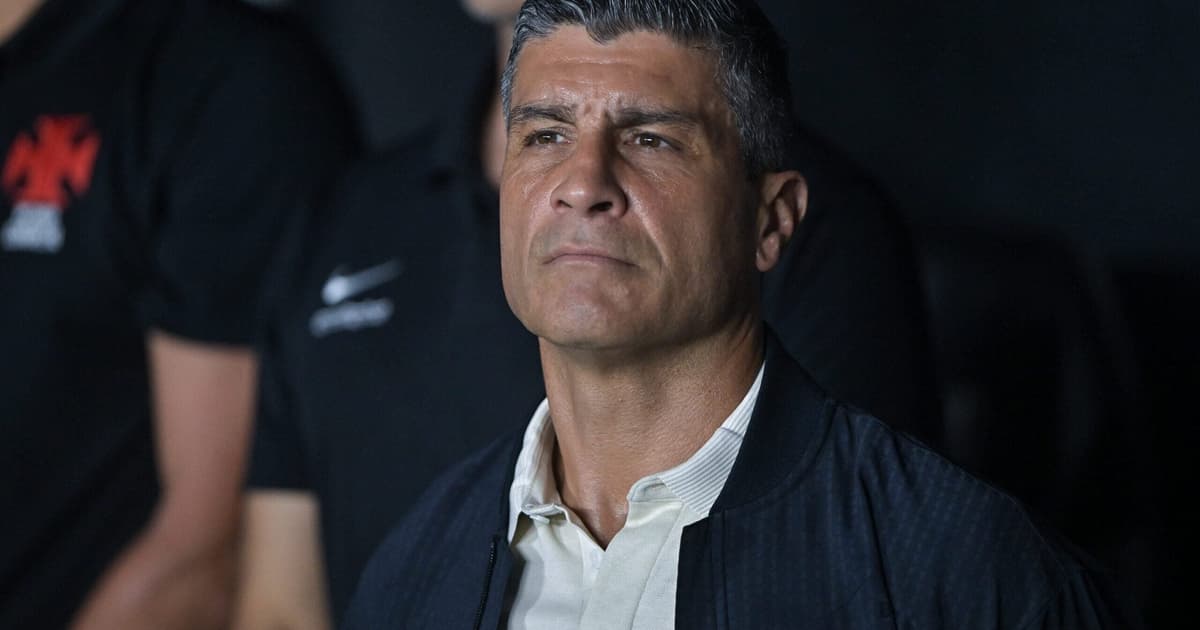 Pedro Emanuel vê confiança após vitória do Vasco: 'Faltava resultado'