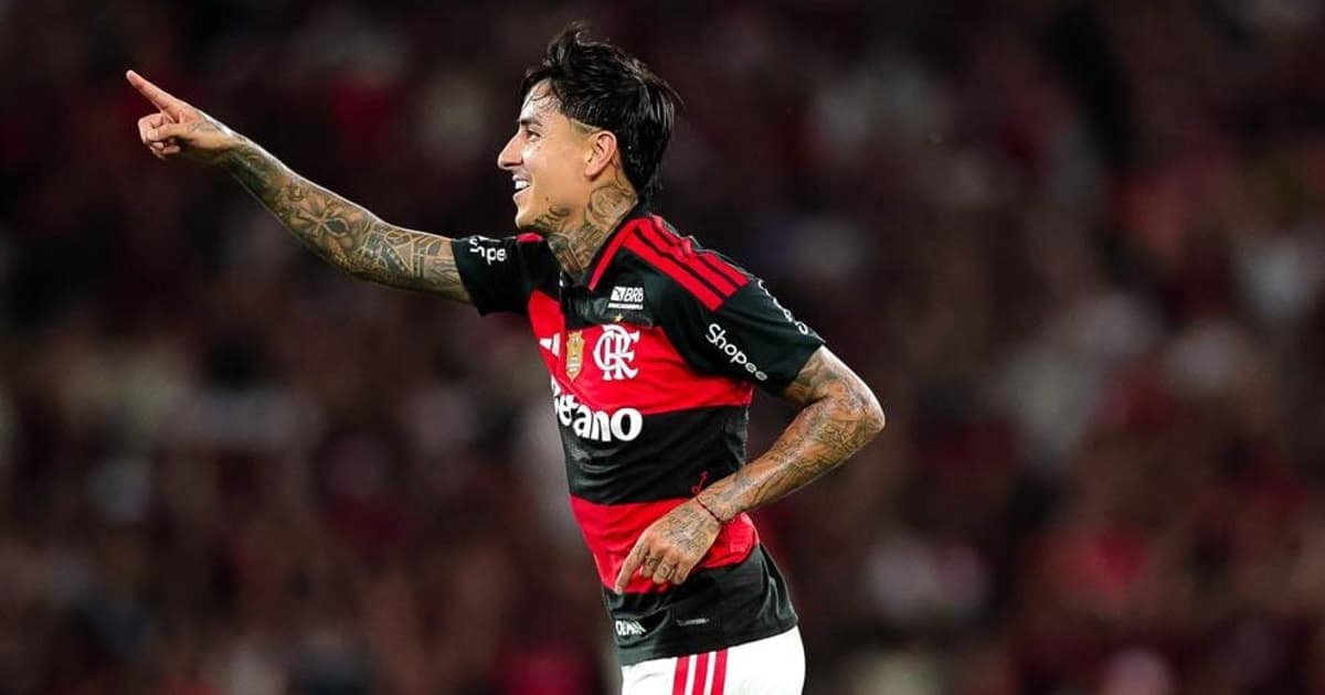 Em noite de golaços, Flamengo bate Vitória e diminui diferença para o Palmeiras