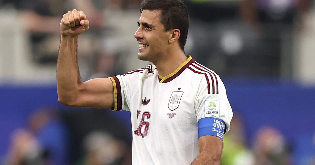 Jornal espanhol explica a preferência de Rodri pelo Barcelona