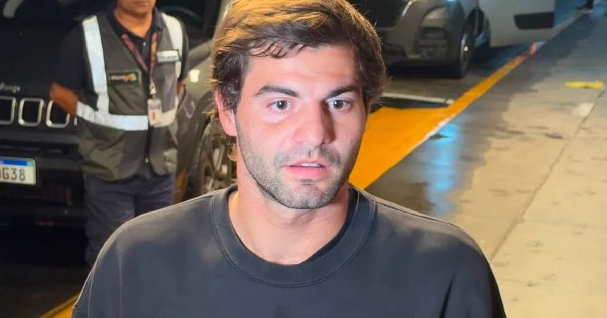 Sosa chega ao Rio para assinar com o Vasco: 'Já estou preparado para jogar'