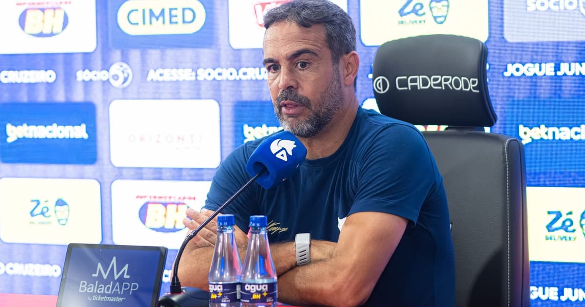 Artur Jorge comenta uso de três zagueiros em vitória do Cruzeiro sobre o Vitória