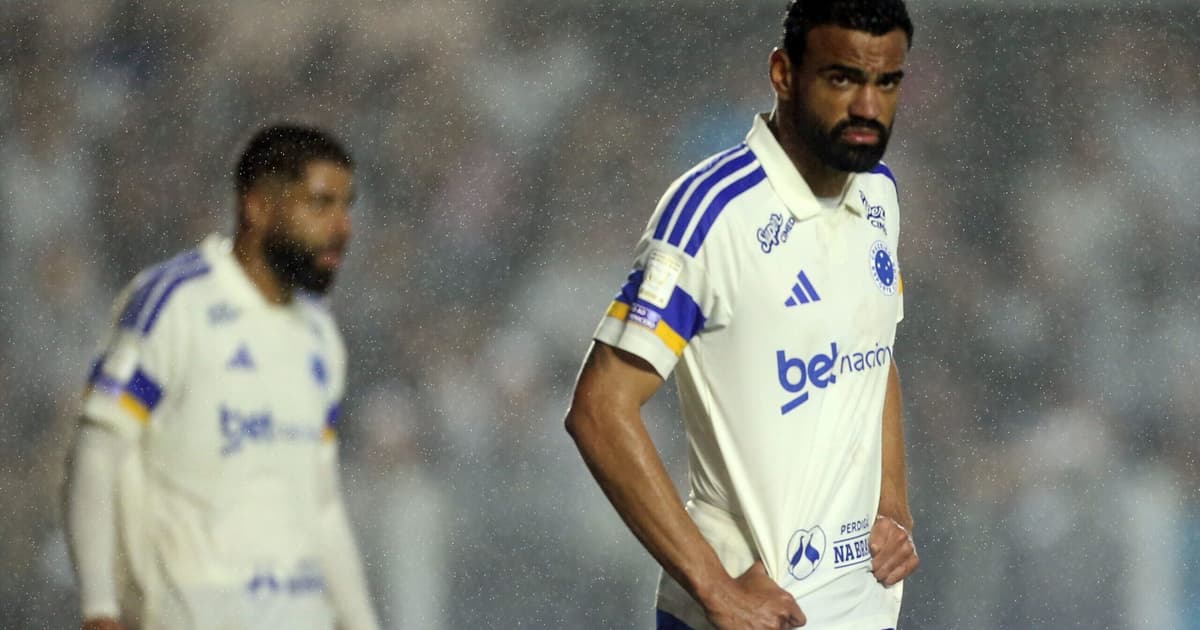 Zagueiro do Cruzeiro, Fabrício Bruno, revela problema nas costas após derrota
