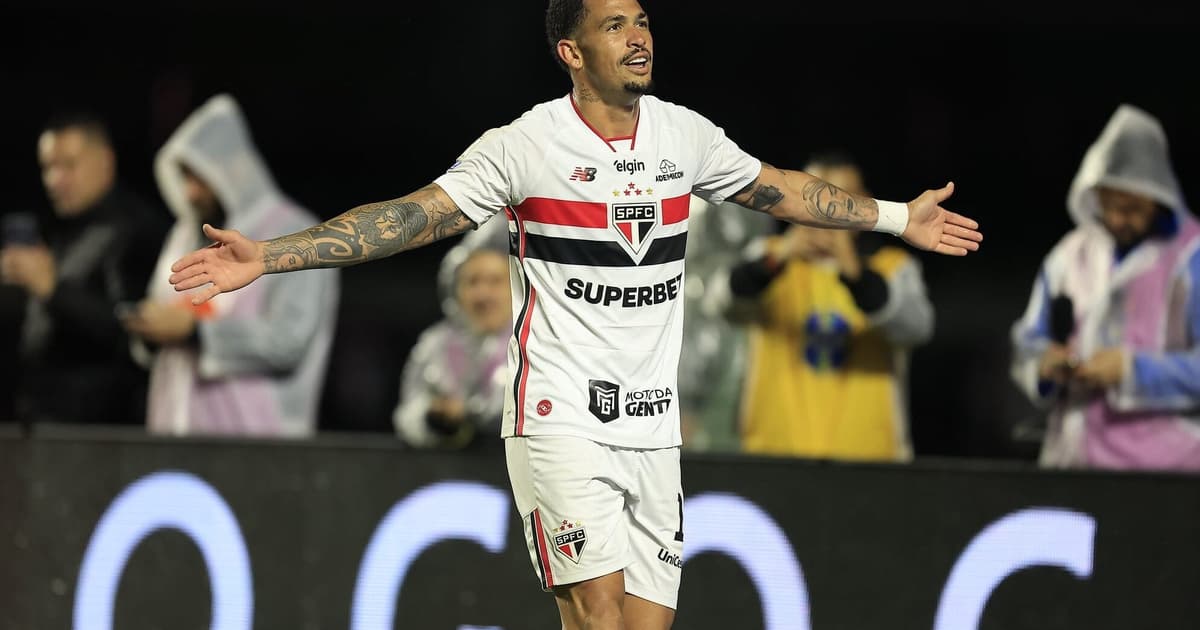 Palmeiras flerta com crise e Abel irrita torcida com discurso