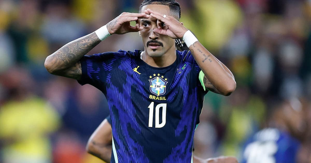 Raphinha sente coxa direita e é substituído no intervalo contra Austrália