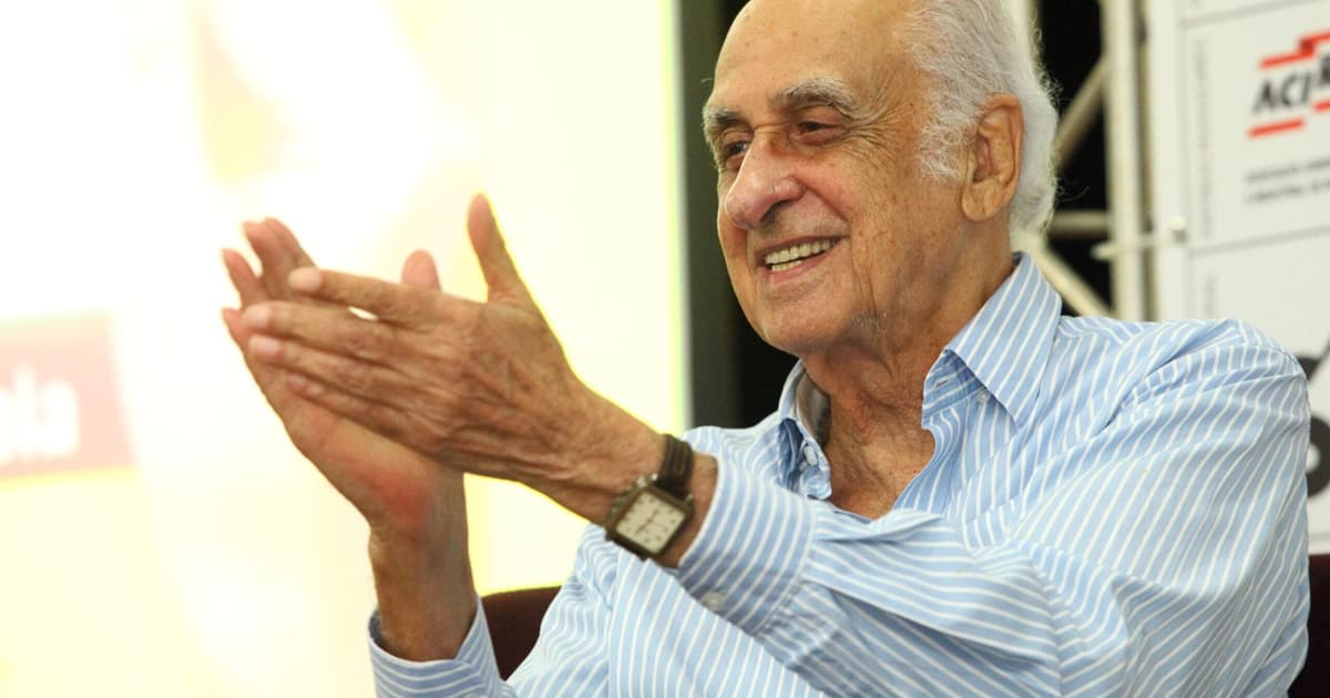 Fluminense lamenta morte de Zuenir Ventura, torcedor apaixonado e imortal da ABL