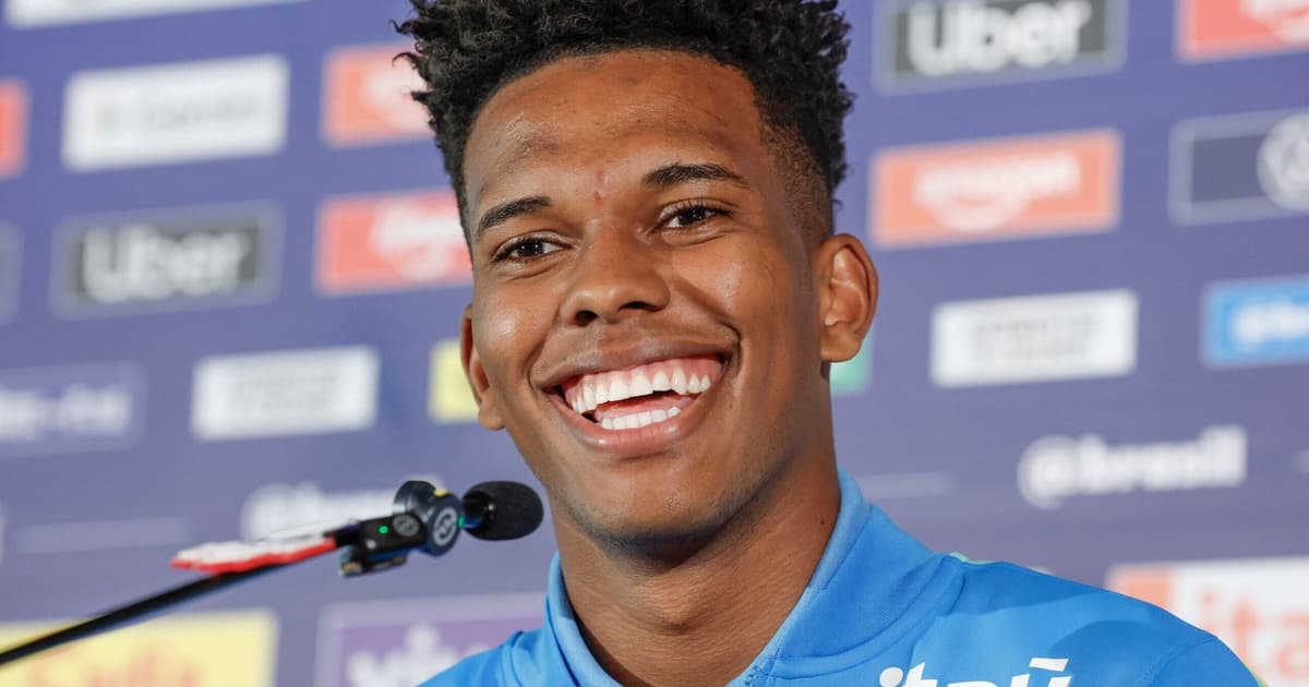Estêvão celebra retorno à Seleção e reencontro com Endrick