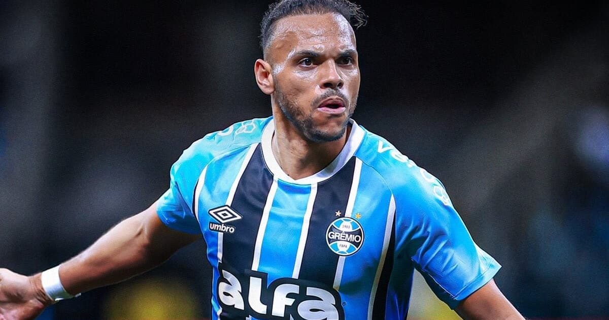 Braithwaite marca no fim — Veja gol em Coritiba x Grêmio