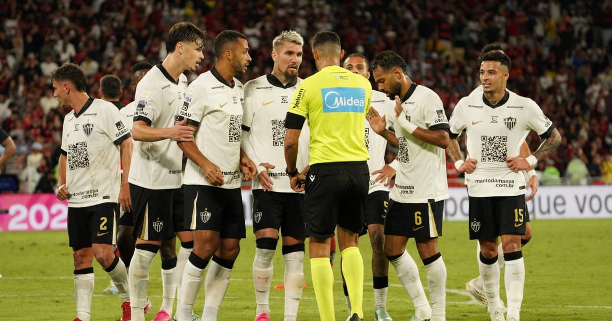 'Claramente' — Decisão da arbitragem em Flamengo x Atlético-MG viraliza