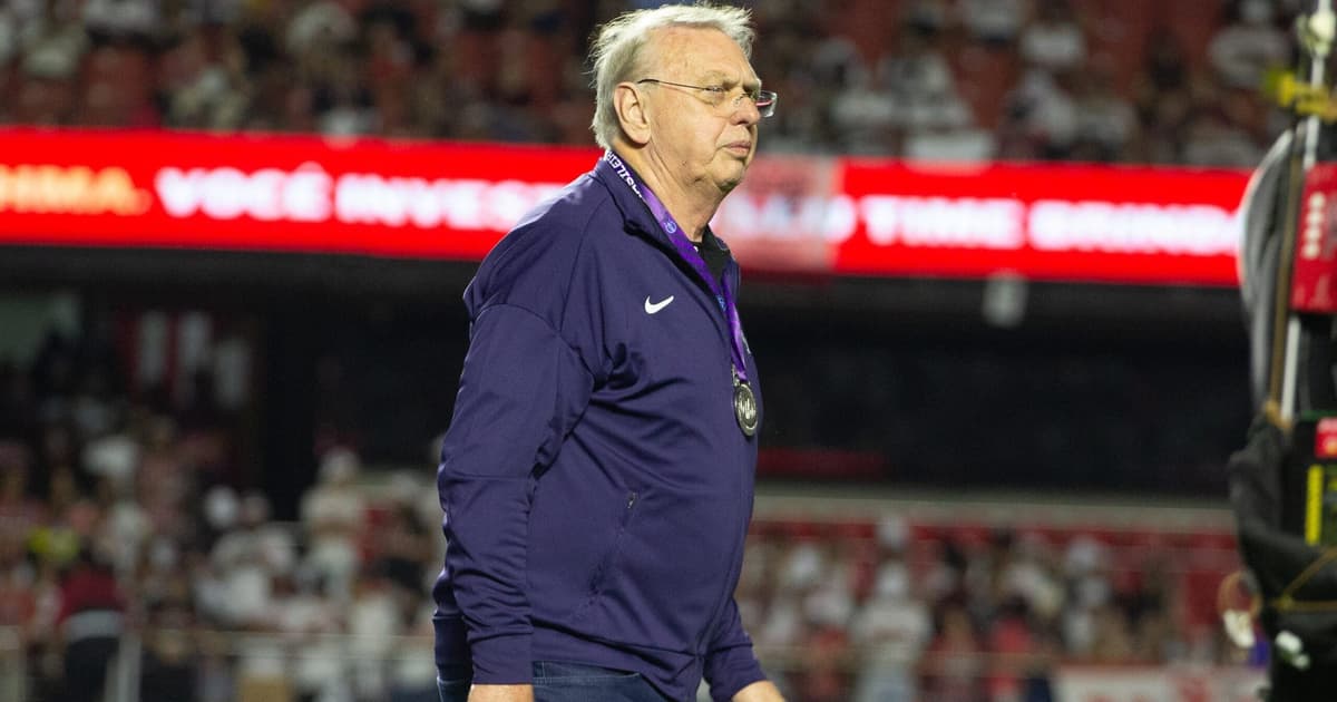 Caixa libera recursos, e Corinthians quita salários atrasados