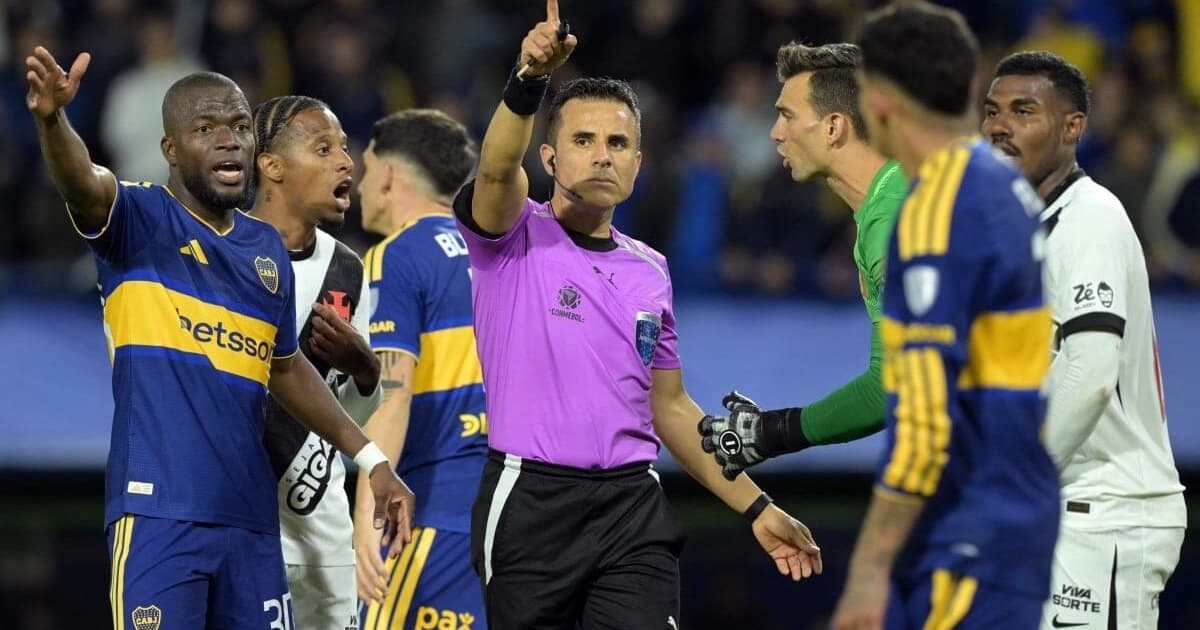 Argentinos reagem à arbitragem em Boca x Vasco: 'Vergonhoso'