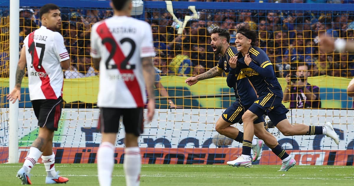 Boca Juniors joga por vaga na Libertadores contra o River Plate