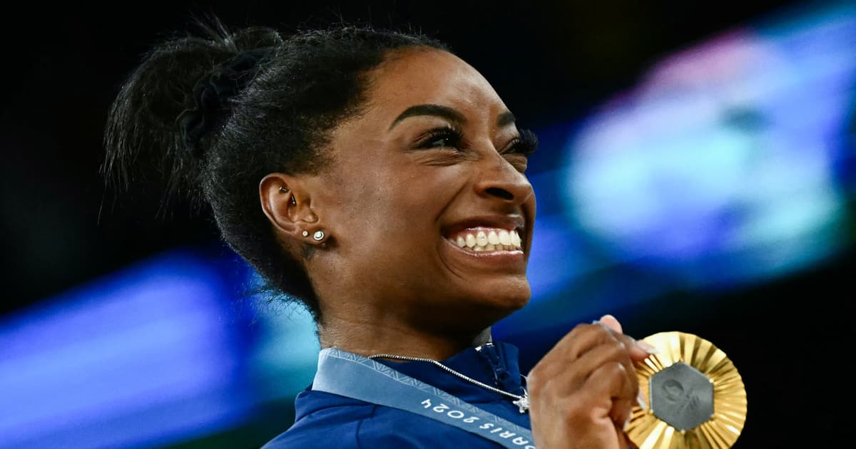 Simone Biles participa de evento a um ano do Pan de Lima 2027