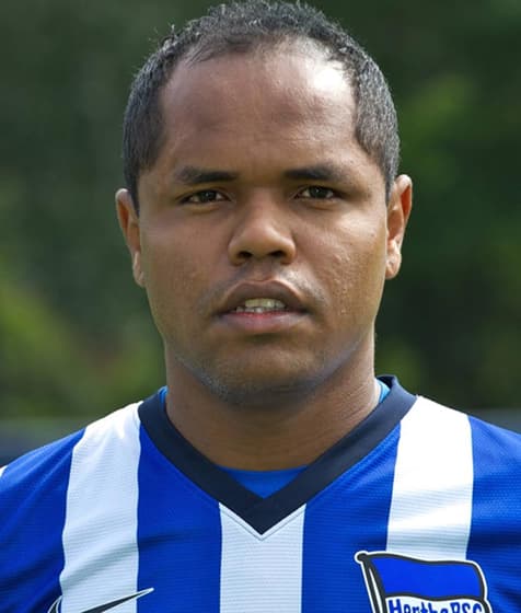 Ex-Timão, Ronny vira artilheiro do Hertha na segundona do Alemão