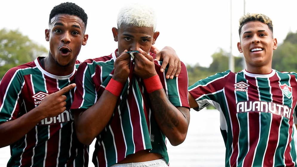 As vésperas da estreia do Fluminense no Mundial, John Kennedy diz que  trabalharia com eventos: 'Gosto da noite' - Lance!