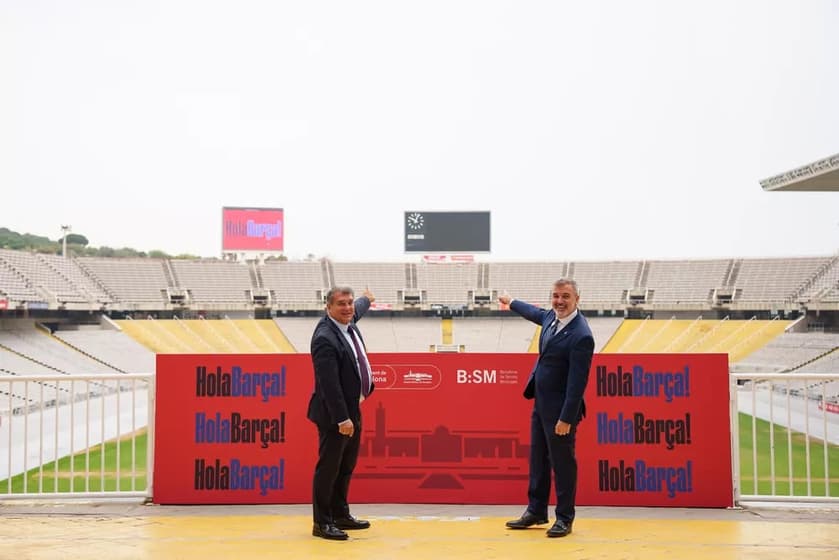 Presidente do Barcelona, Joan Laporta, junto com vice-prefeito de Barcelona, Jaume Collboni, em evento no Estádio Olímpico Lluís Companys