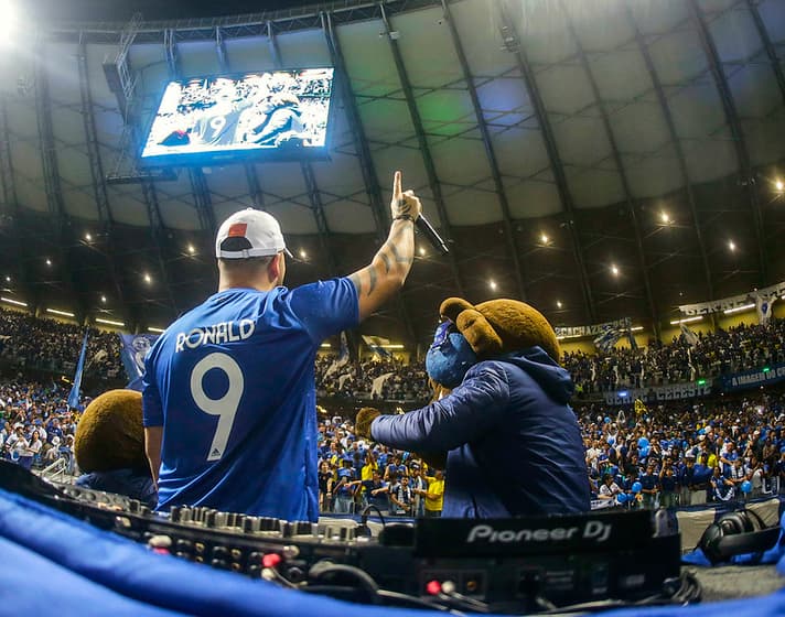 Cruzeiro: Ronaldo acumula crises com a torcida após lua de mel