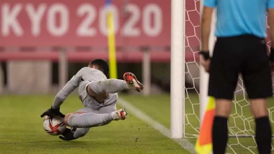 As armas de Flamengo e Corinthians caso a final da Copa do Brasil seja  decidida nos pênaltis - Lance!