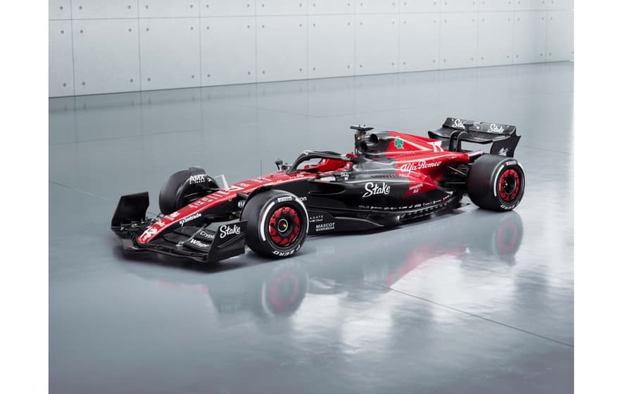 F1: Alfa Romeo é a última equipe a mostrar carro para 2022