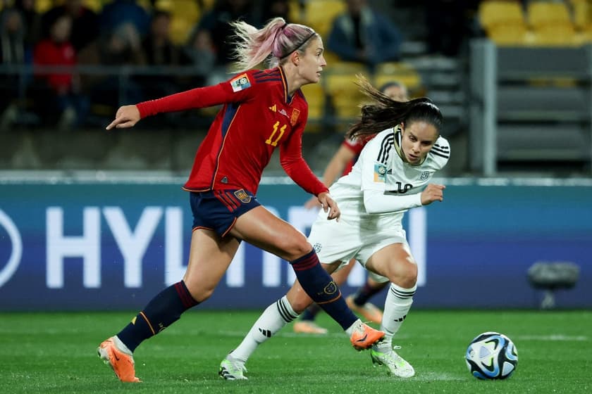 Espanha x Inglaterra: final da Copa Feminina premia carinho com a base -  Blog Drible de Corpo