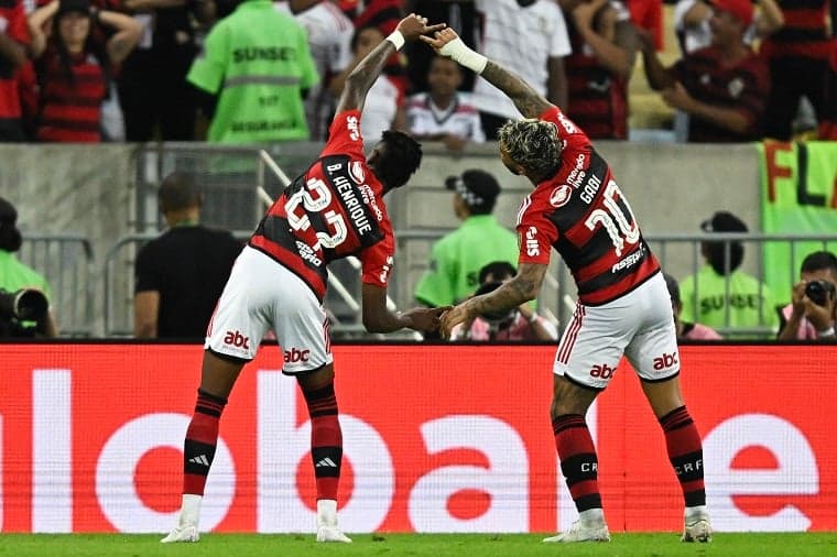 ANÁLISE: Flamengo supera catimba do Olimpia e ganha motivo para sorrir além  da vantagem - Lance!