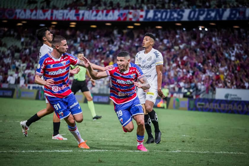 Quanto está Santos x Fortaleza? Veja placar do jogo agora