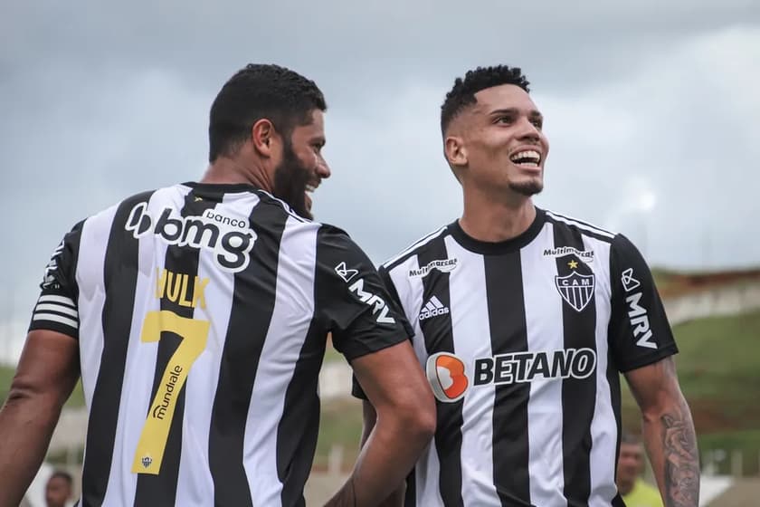 Forte e vingador! Atlético-MG faz segundo turno de almanaque e leva briga  por título do Brasileirão para última rodada - Lance!