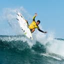 Filipe-Toledo-surfe-scaled-aspect-ratio-512-320