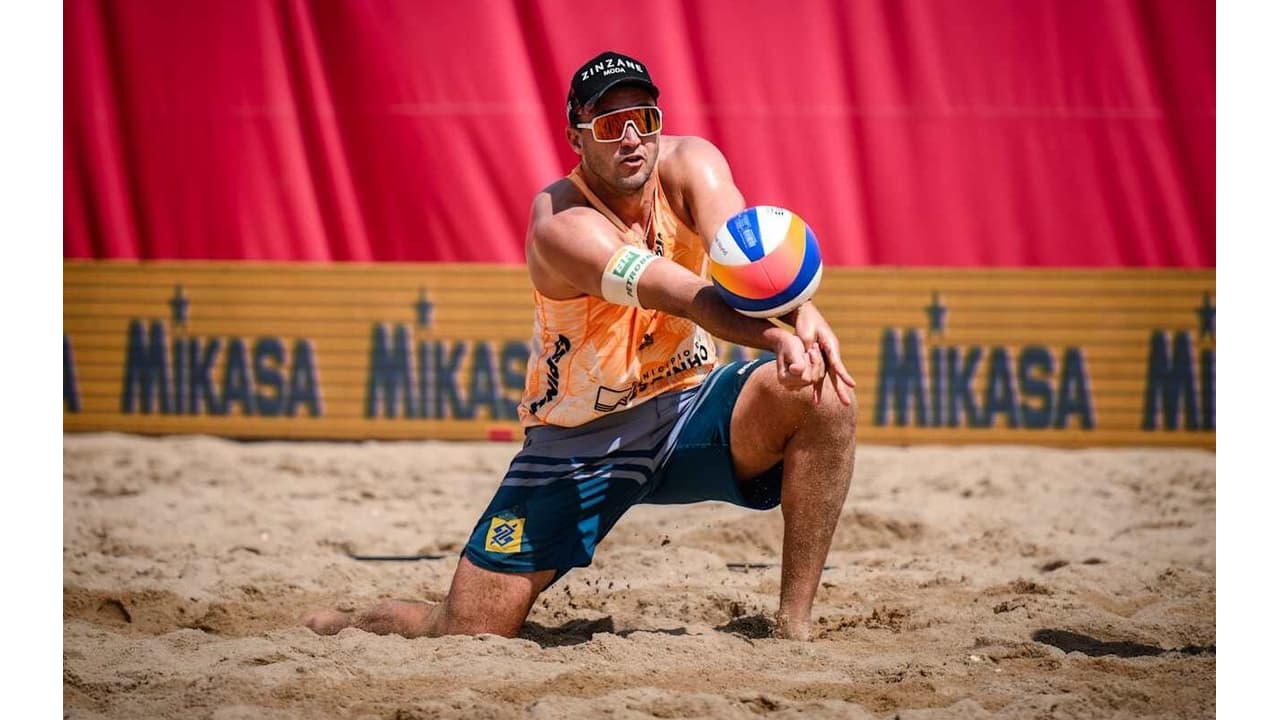 Após dupla duradoura com André, George tem novo parceiro no vôlei