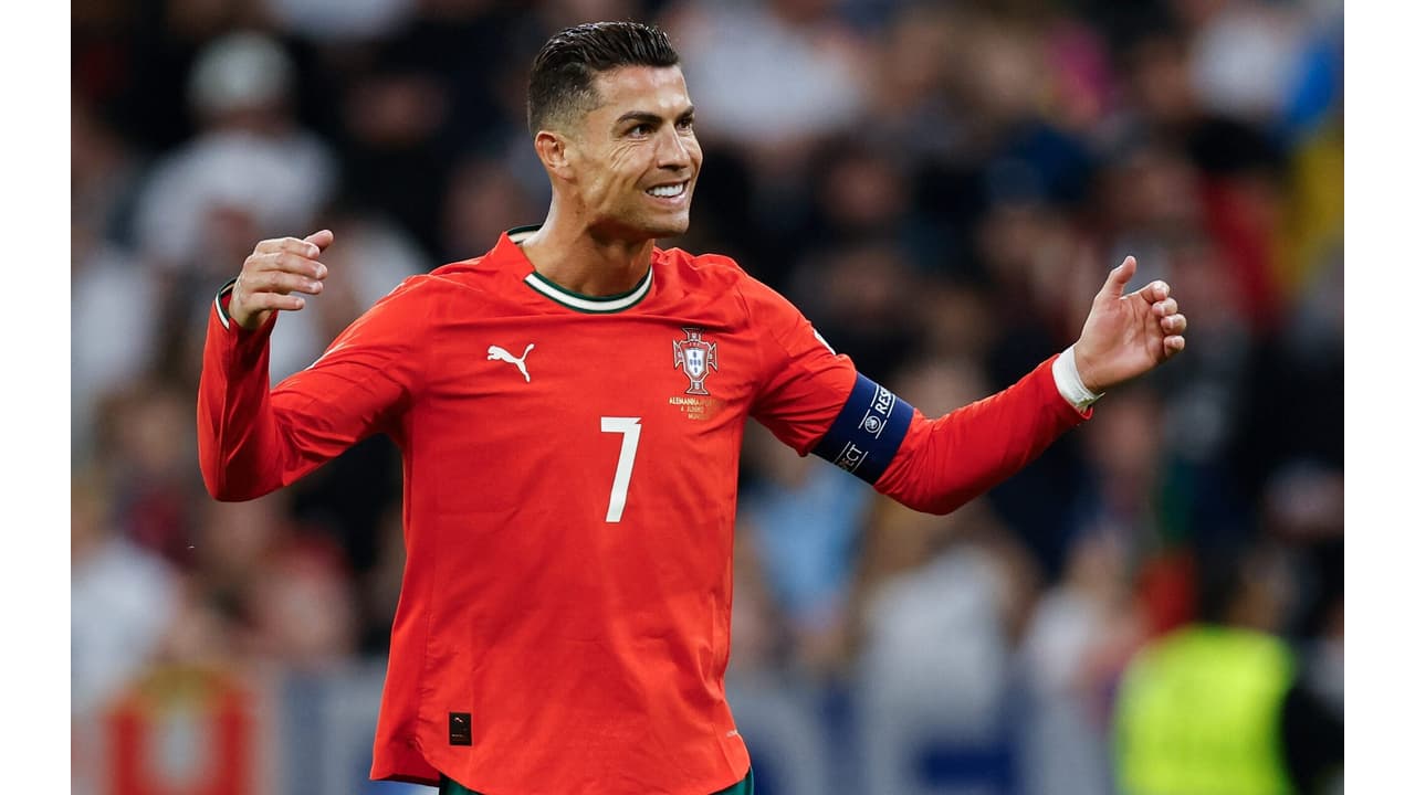 Cristiano Ronaldo viraliza após provocar titular da Espanha